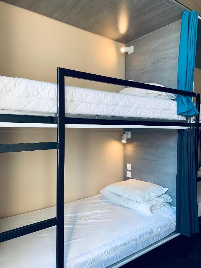 Bed Female Dormitory Room