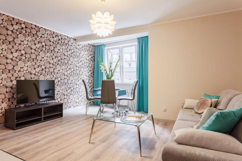 One-Bedroom Apartment Wierzbowa 3