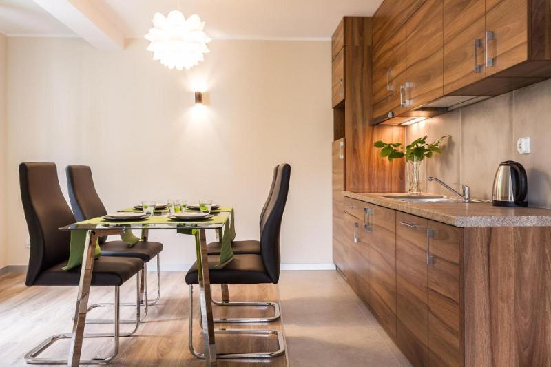 One-Bedroom Apartment Wierzbowa 3