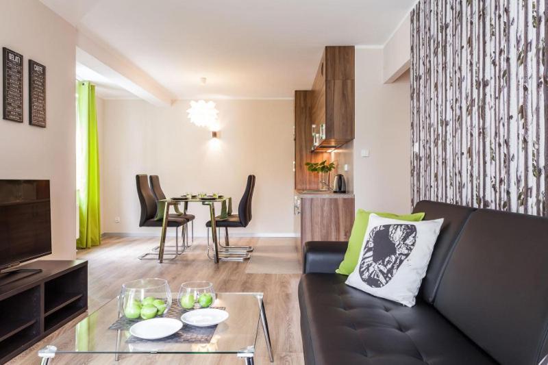 One-Bedroom Apartment Wierzbowa 3