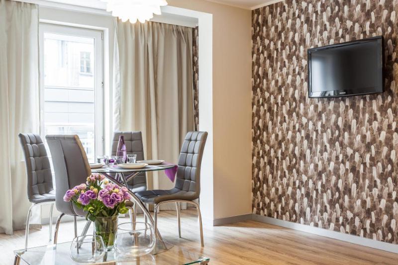 One-Bedroom Apartment Wierzbowa 3