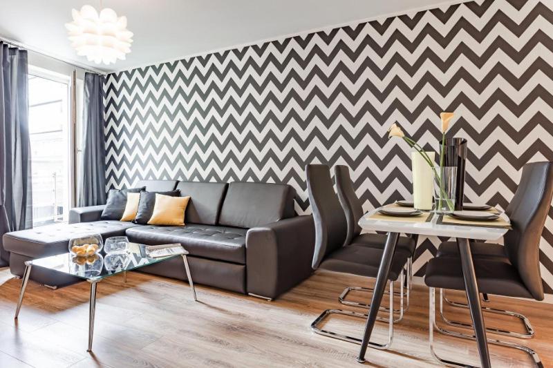 One-Bedroom Apartment Wierzbowa 3