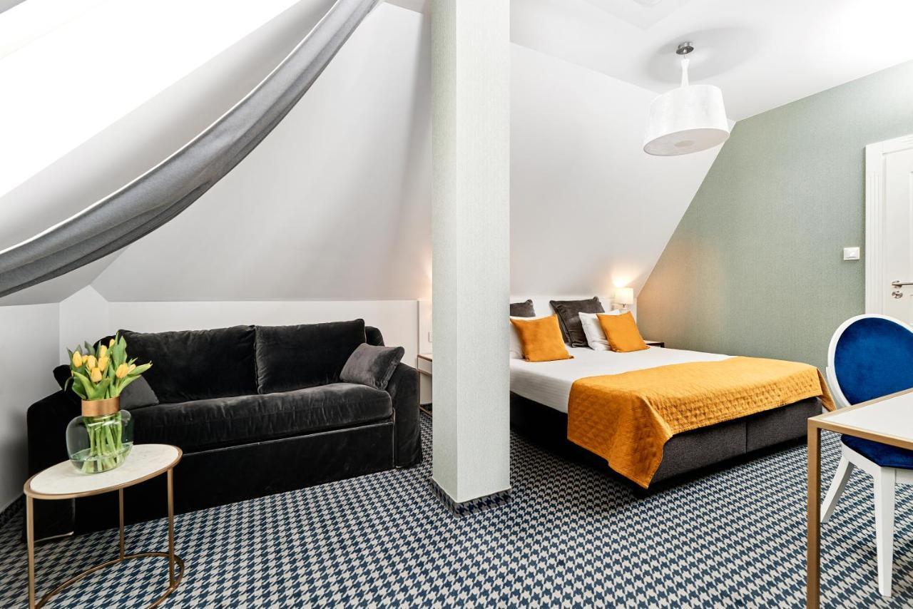 Top Floor Family Room 5 Guests