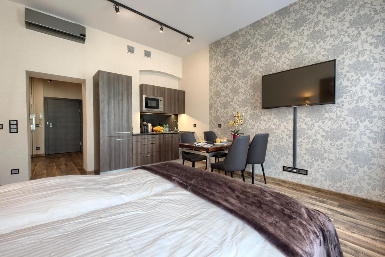 Standard Apartment