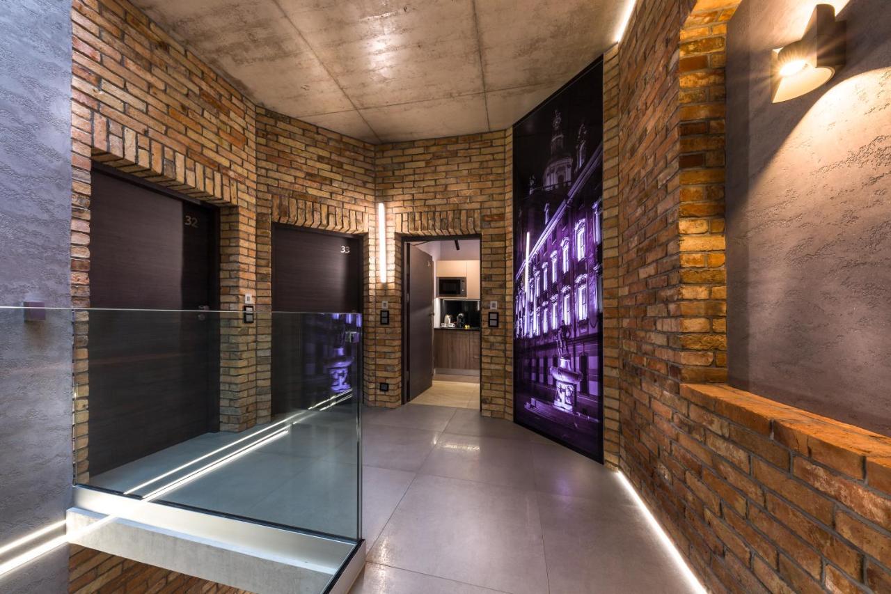 Apartment Shower