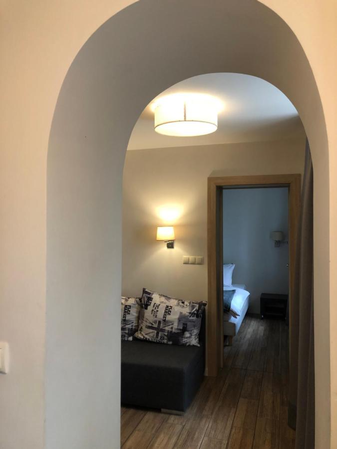 One-Bedroom Suite