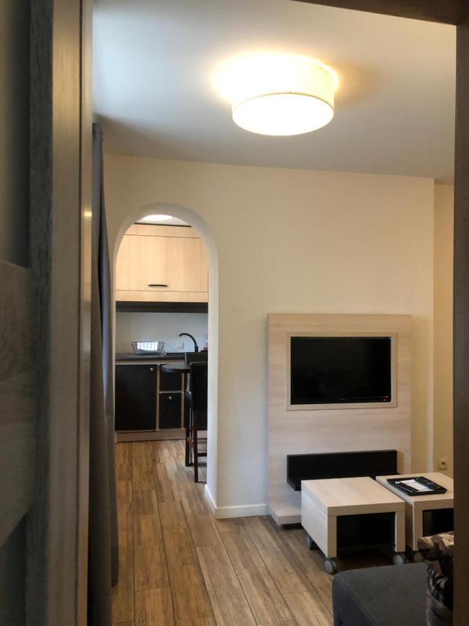 One-Bedroom Suite