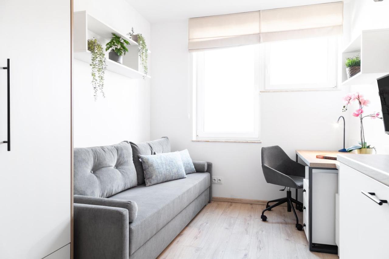Studio Apartment,1226059802:JPEG