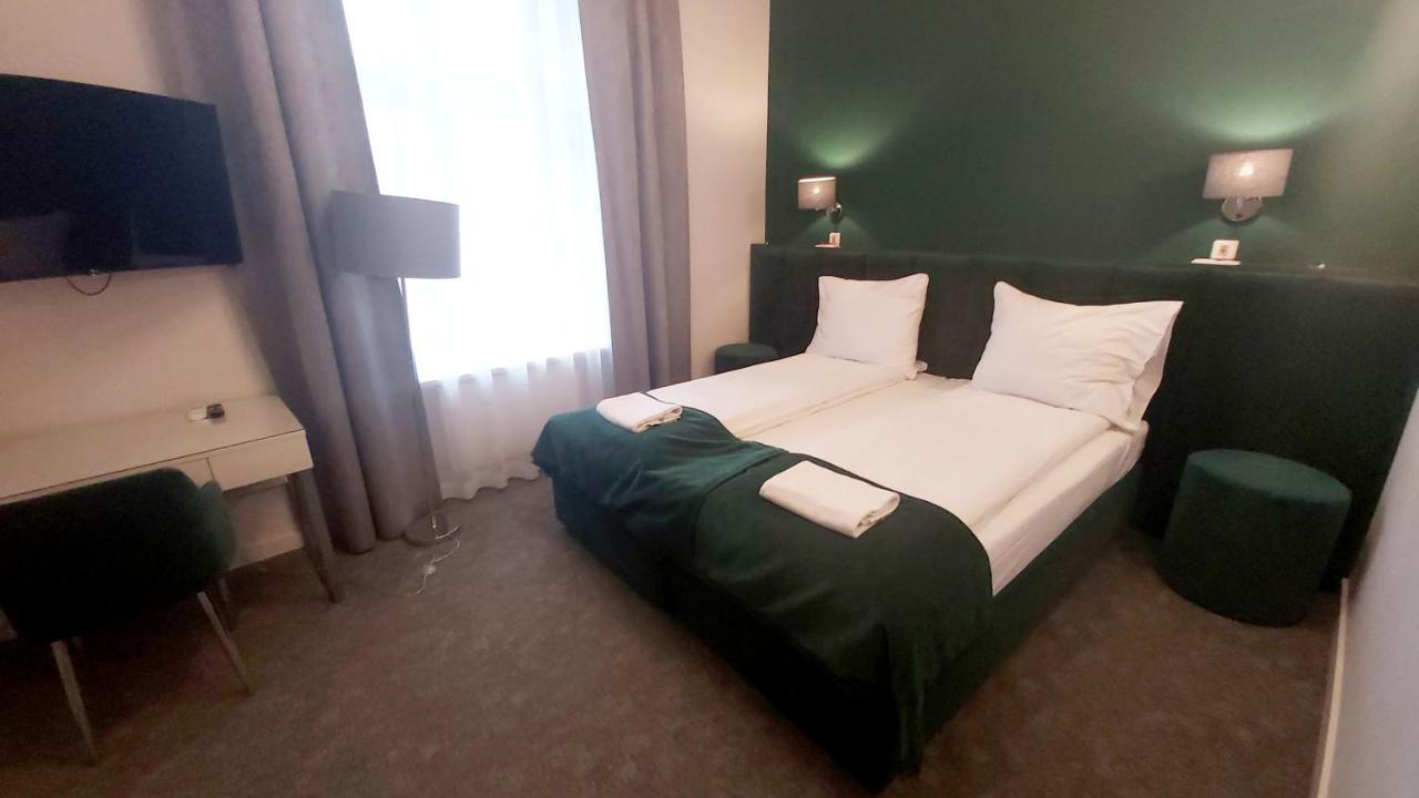 Double or Twin Room Disability Access