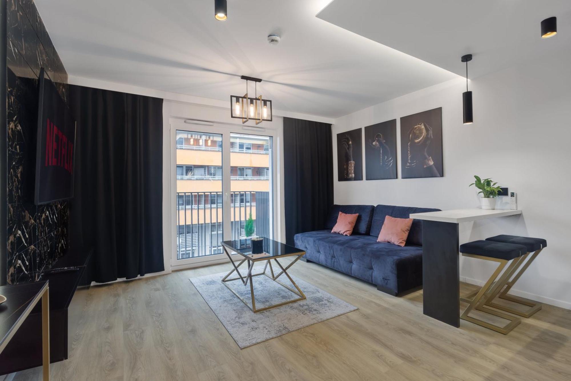 One-Bedroom Apartment