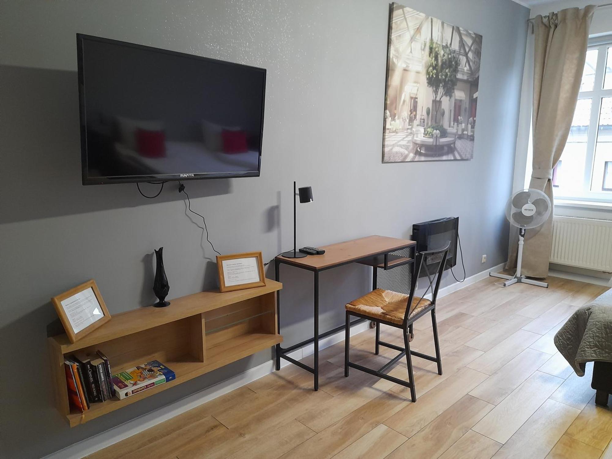 Studio Apartment