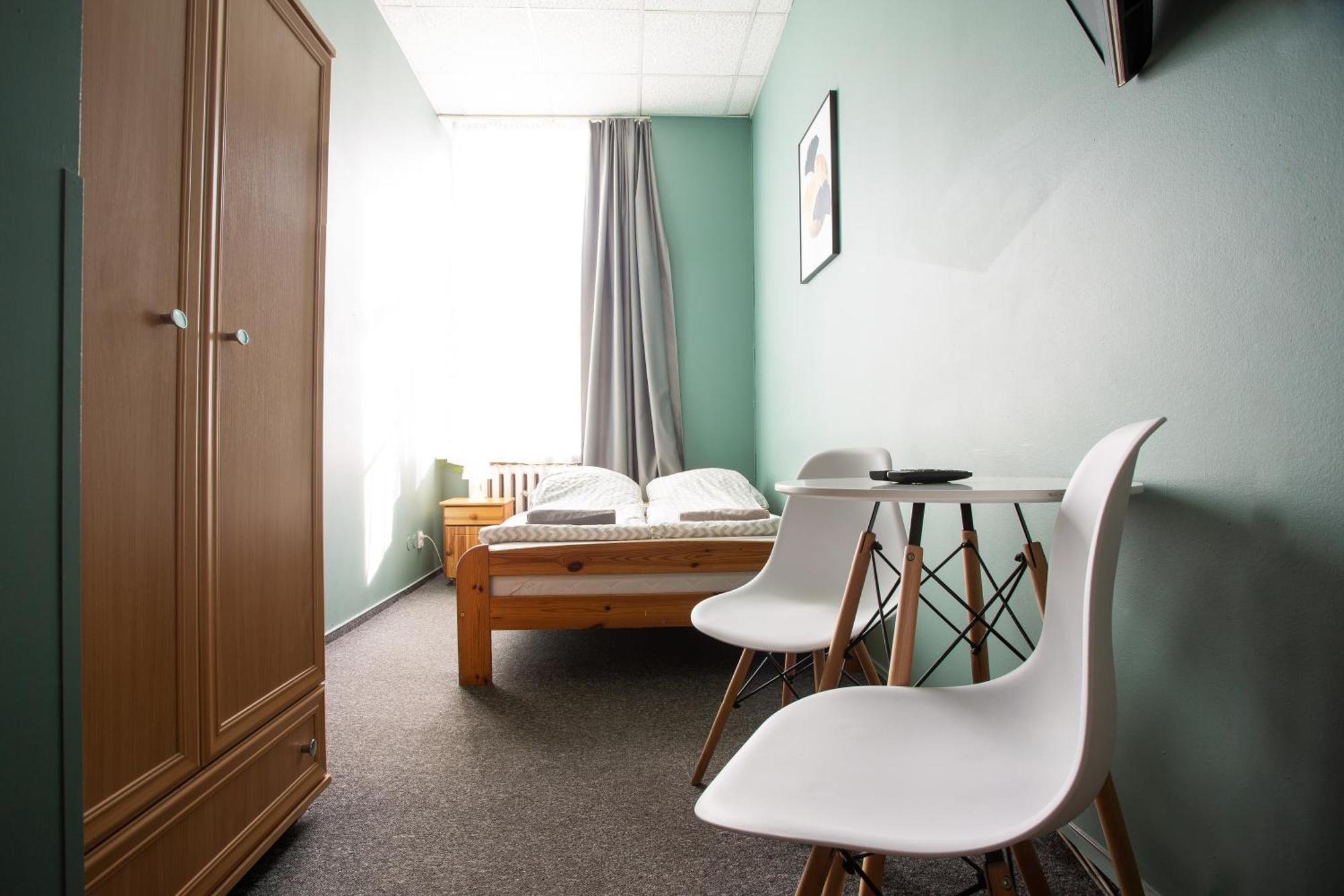 Single Room Private Bathroom