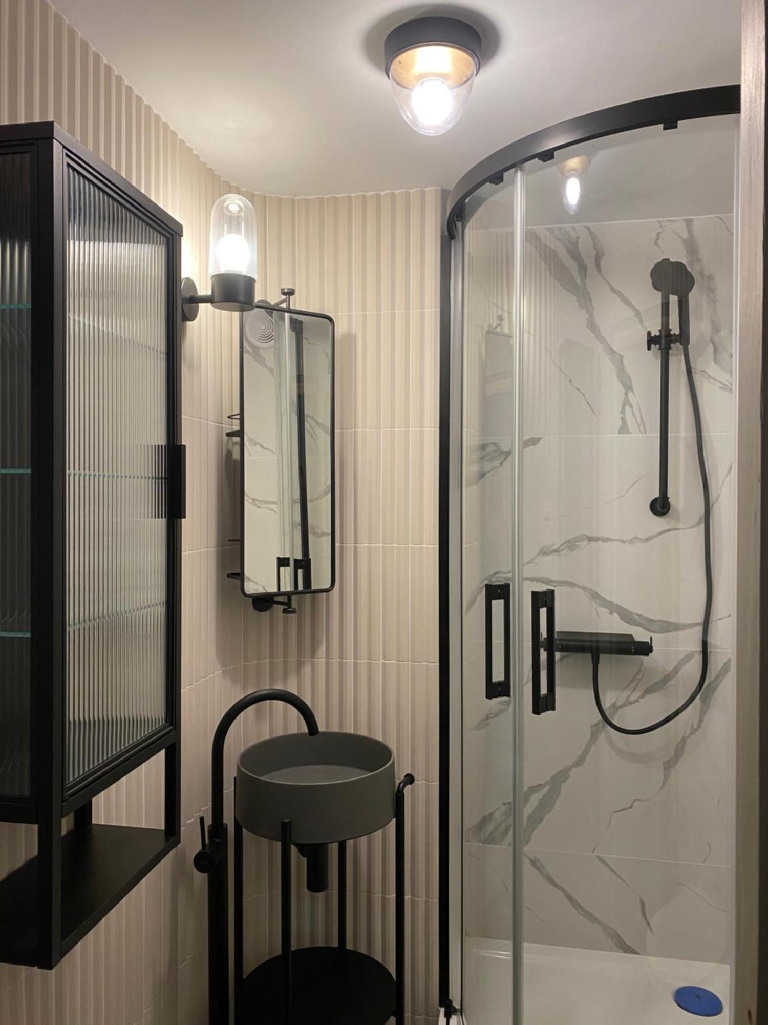 Apartment mit 2 Schlafzimmern und Küche