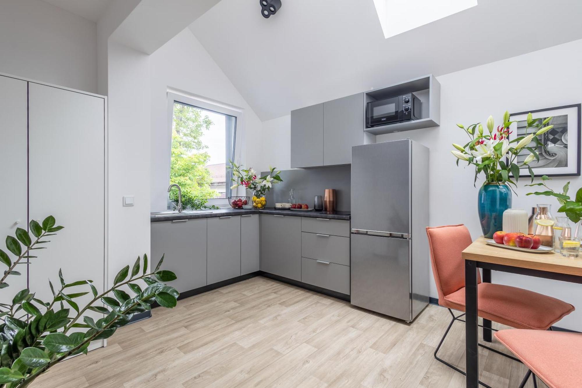 Studio Apartment