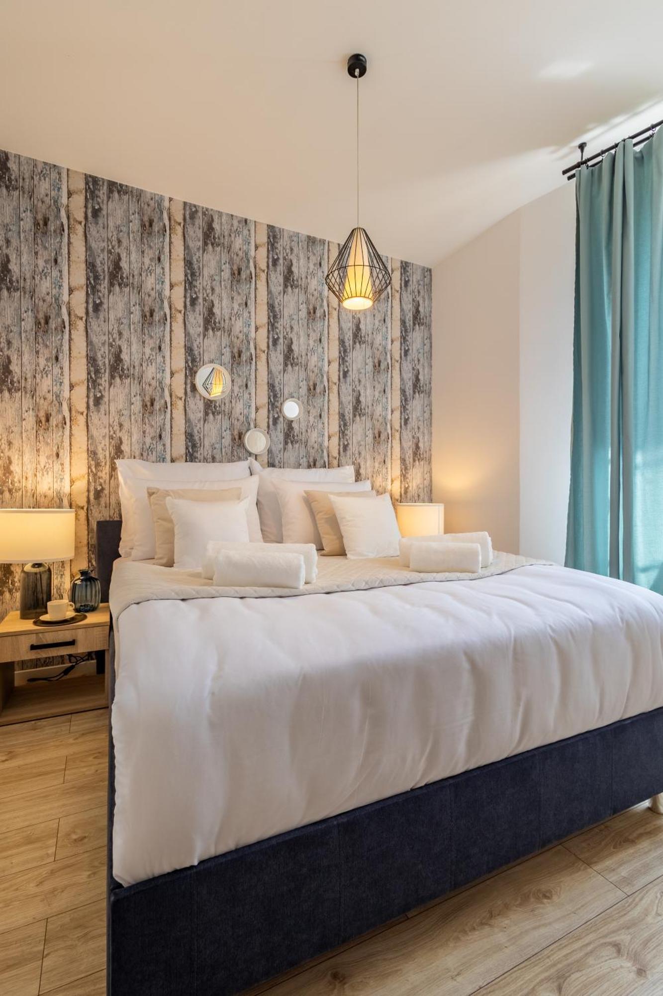 One-Bedroom Apartment 3-4 Garbary Street