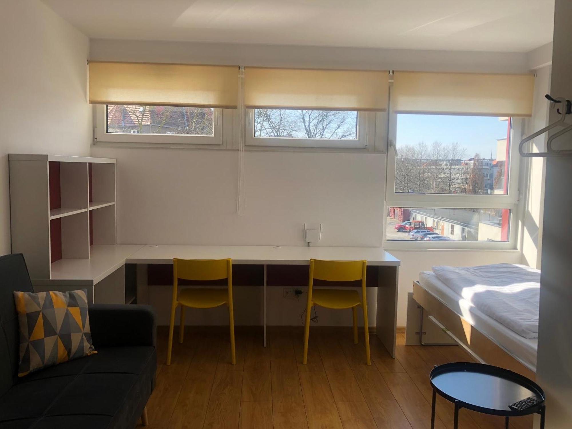 Standard Twin Room