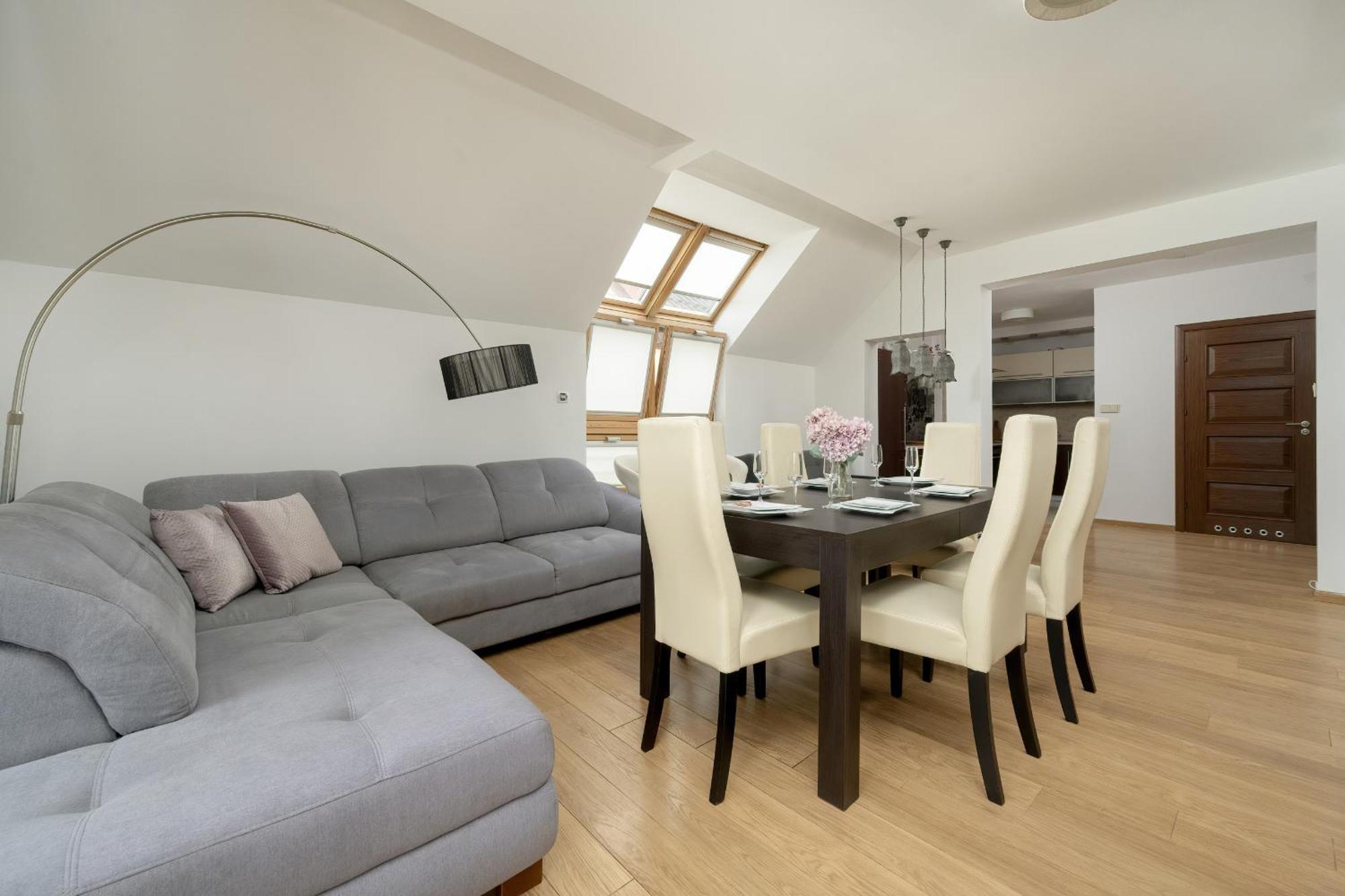 Apartment Split Level