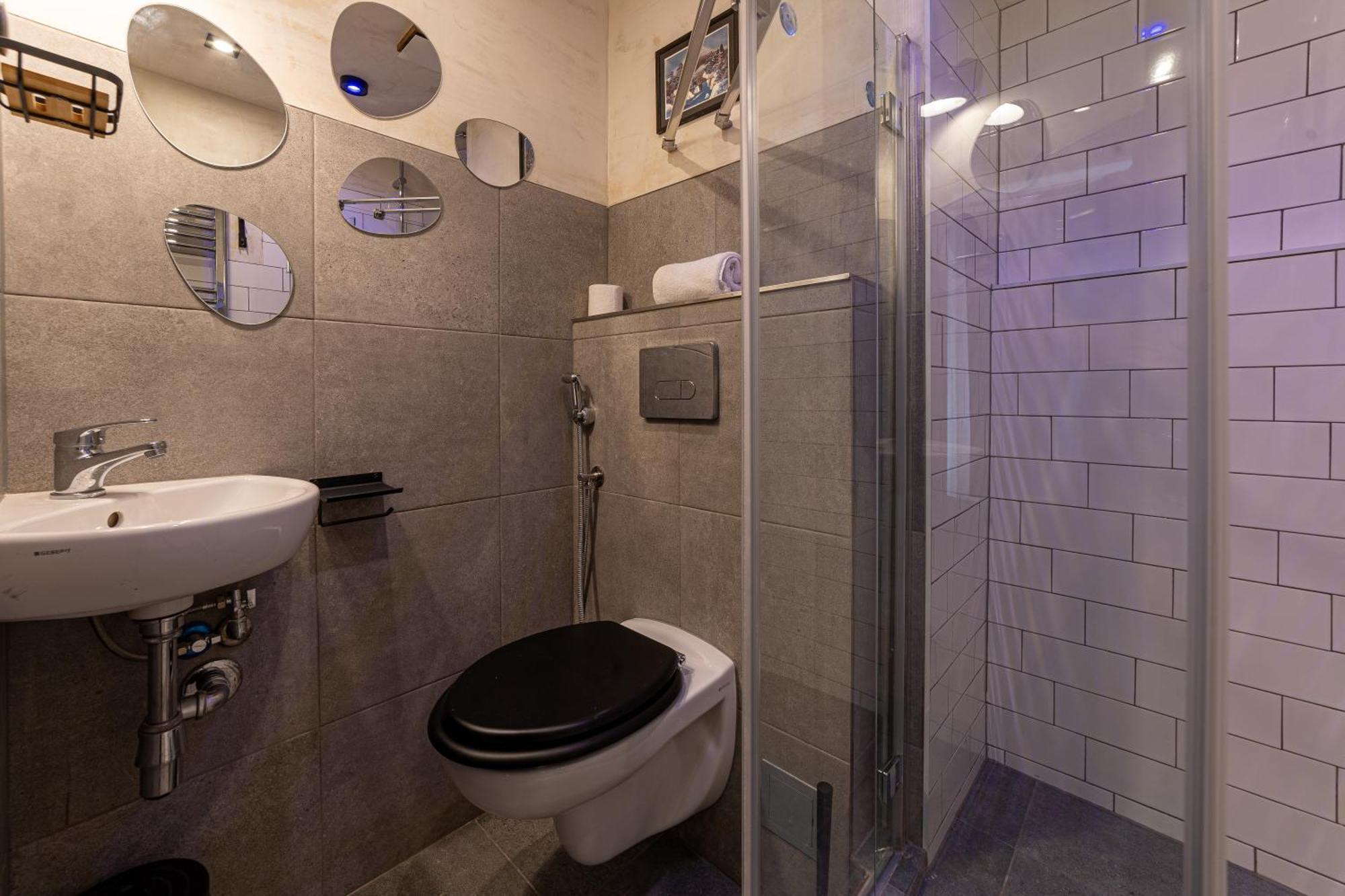 Two-Bedroom Superior Apartment