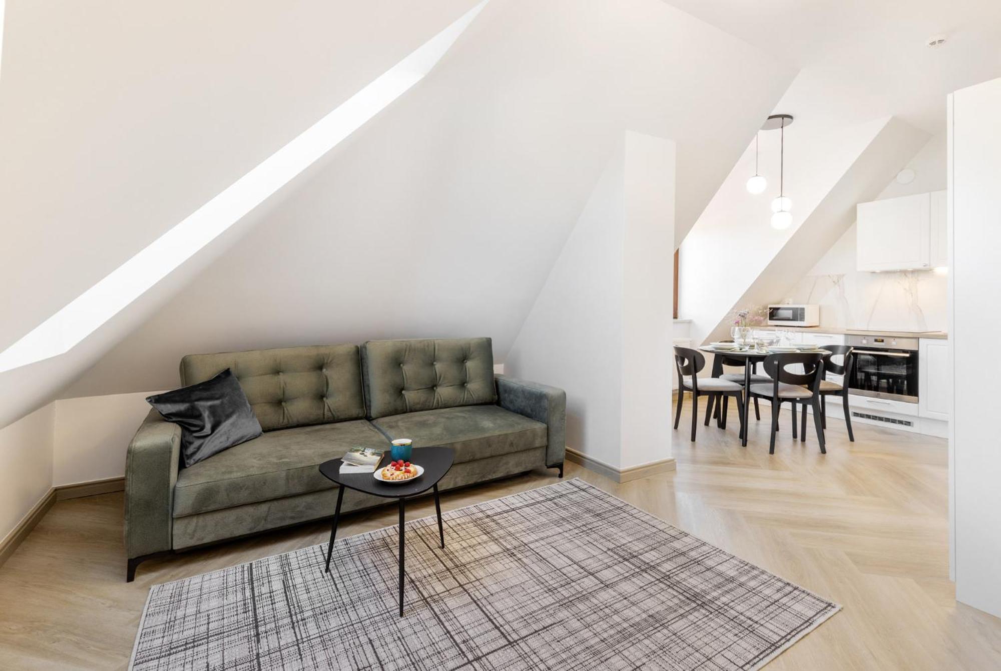 Studio Apartment