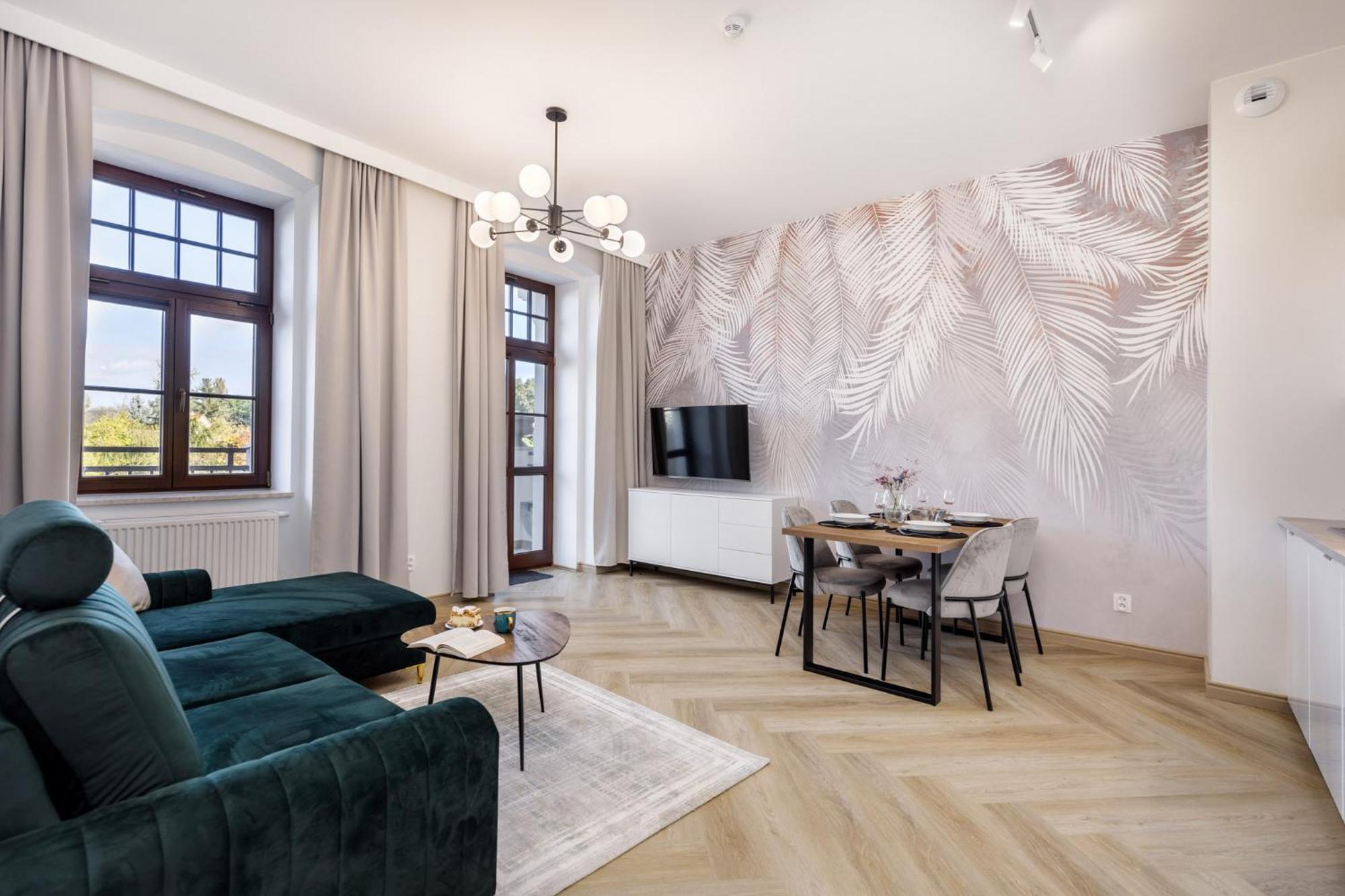 Superior One-Bedroom Apartment Balcony