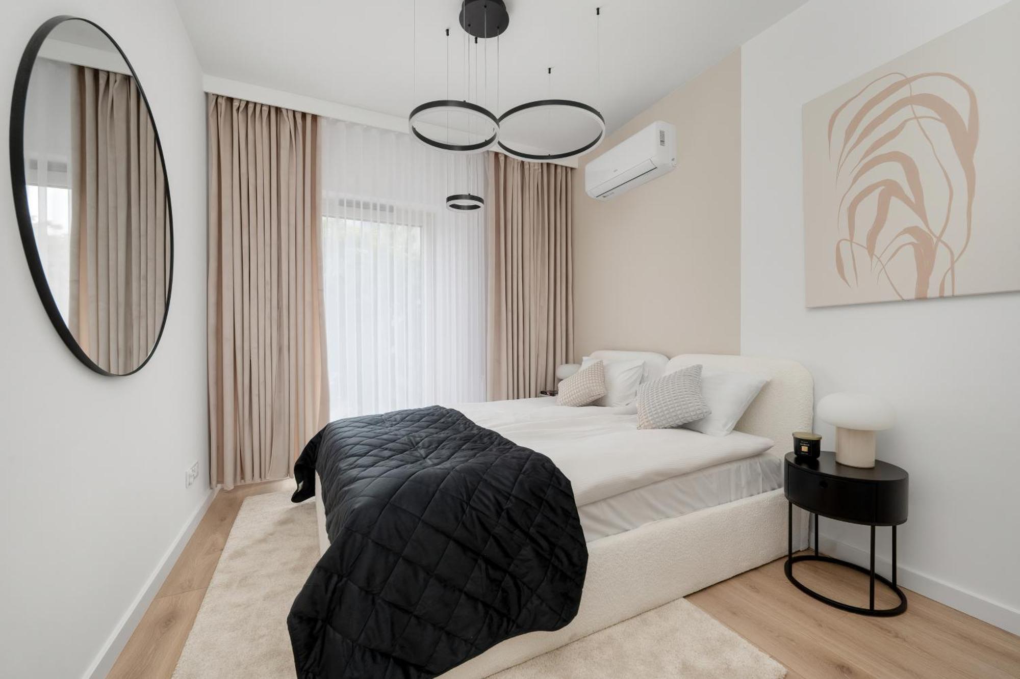 One-Bedroom Standard Apartment