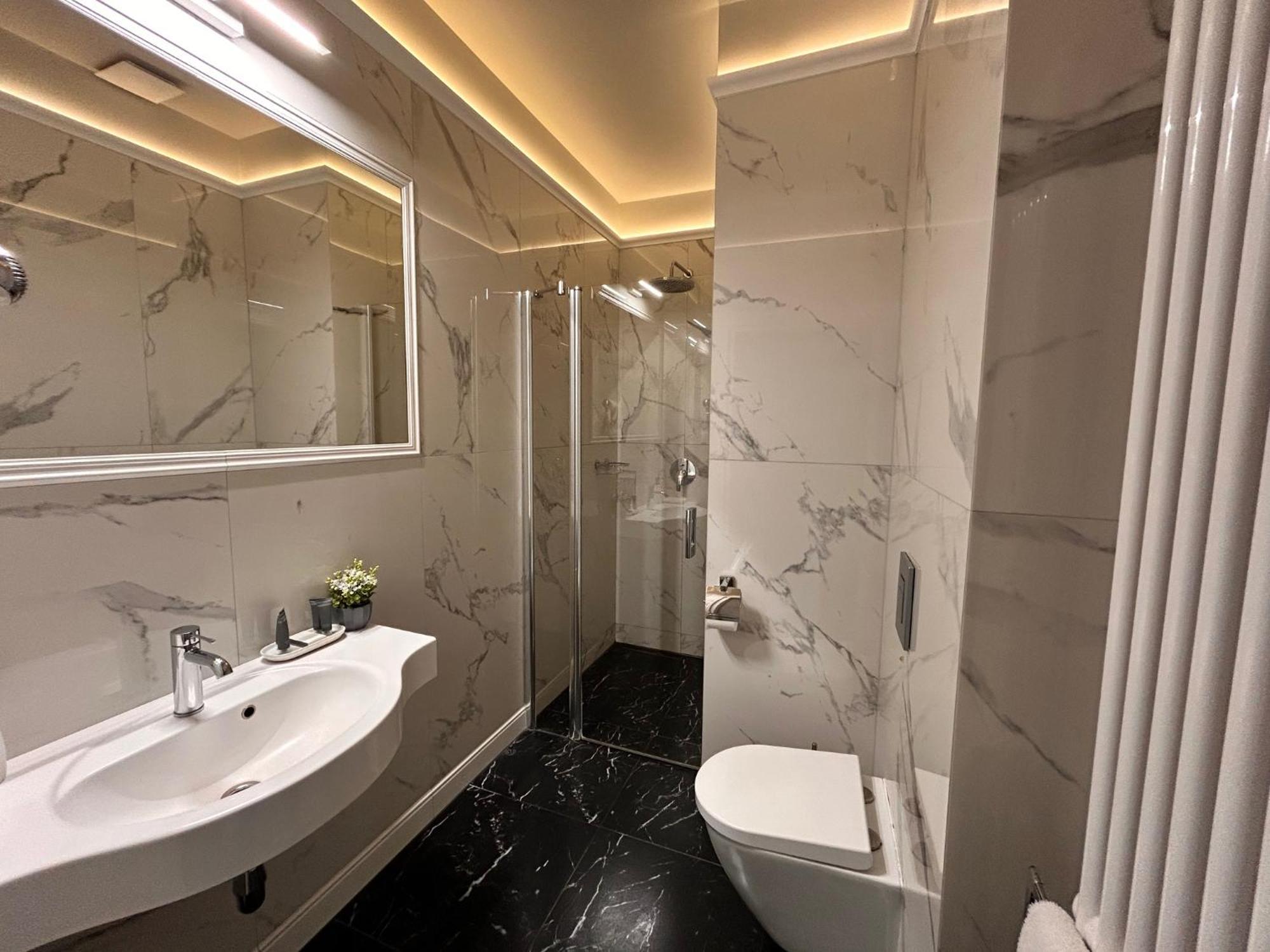 Double Queen Room balcony