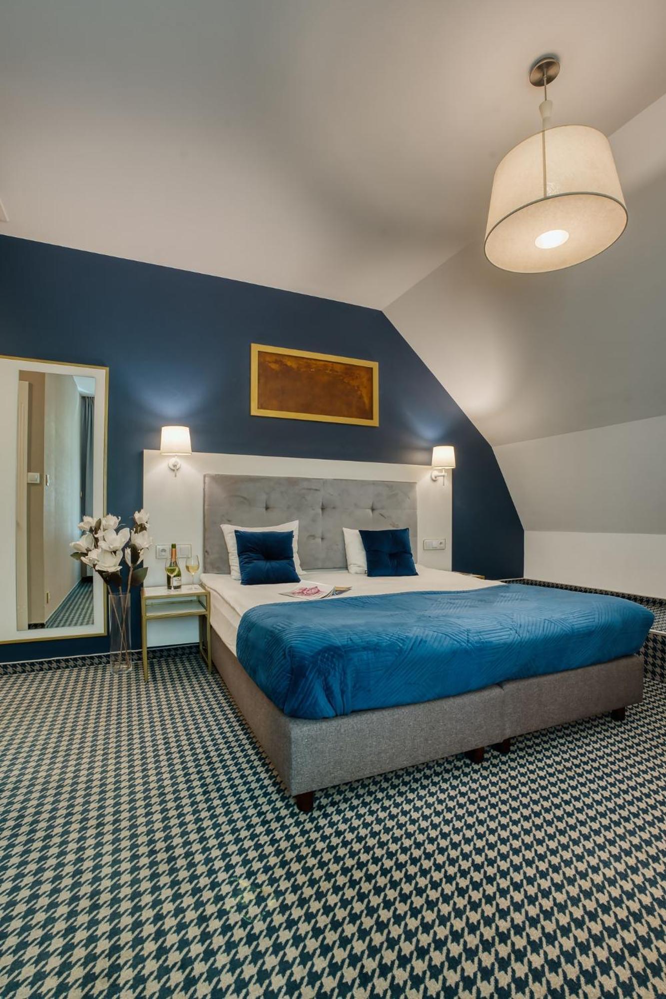 Comfort Double or Twin Room