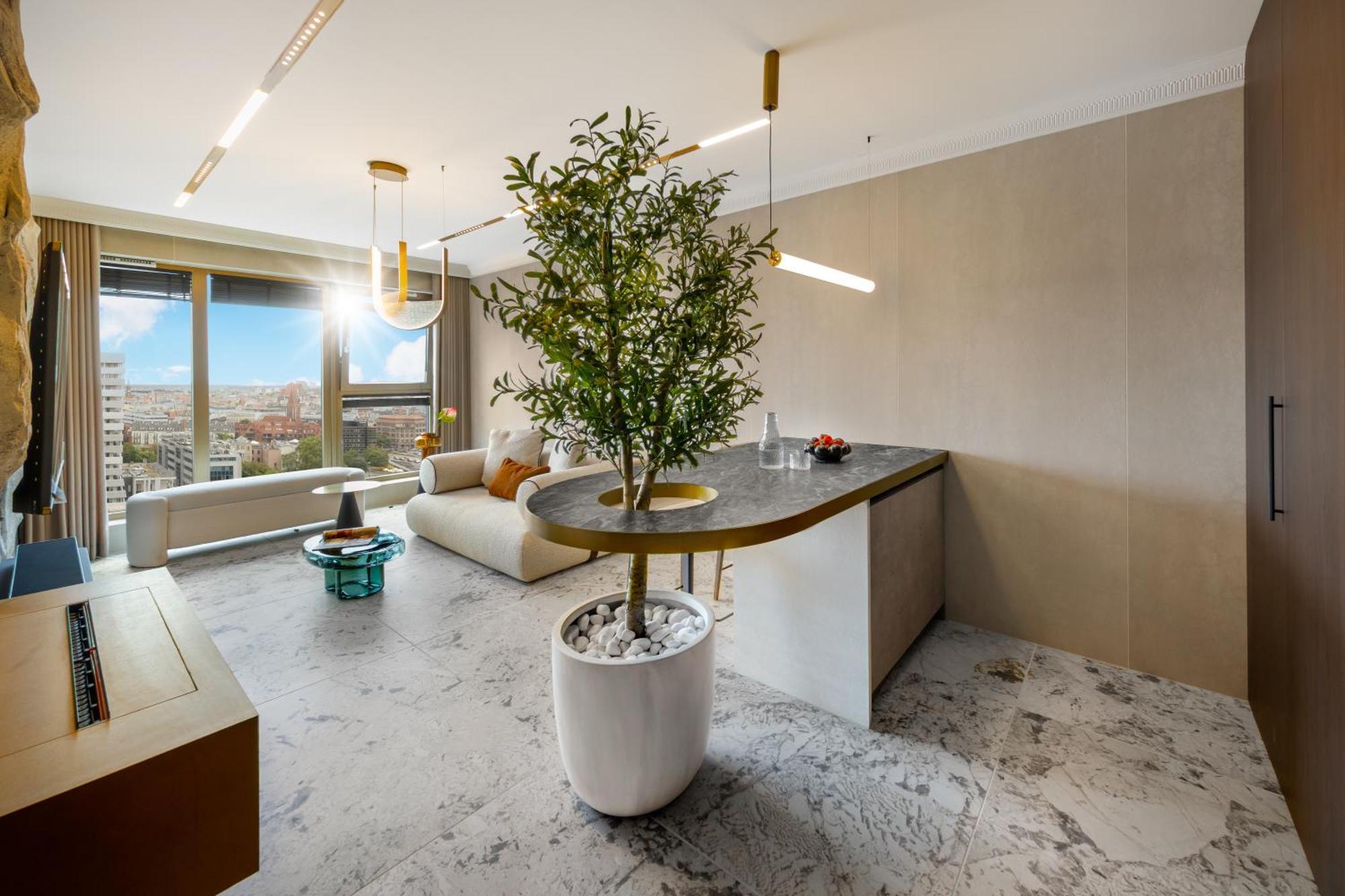 Luxury Apartment with River View