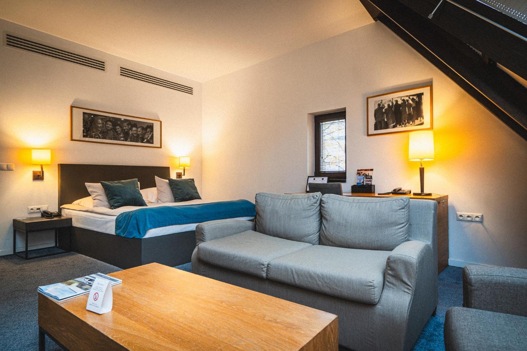 One-Bedroom Premier Apartment