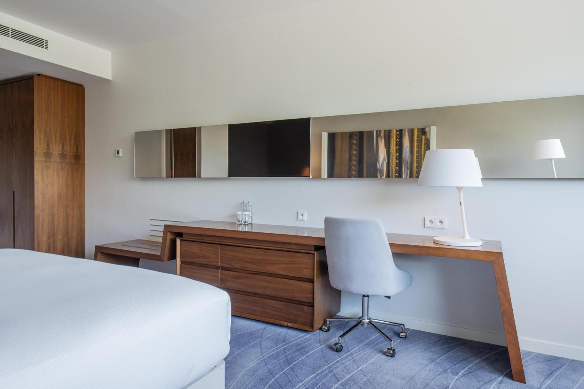 King Guest Room