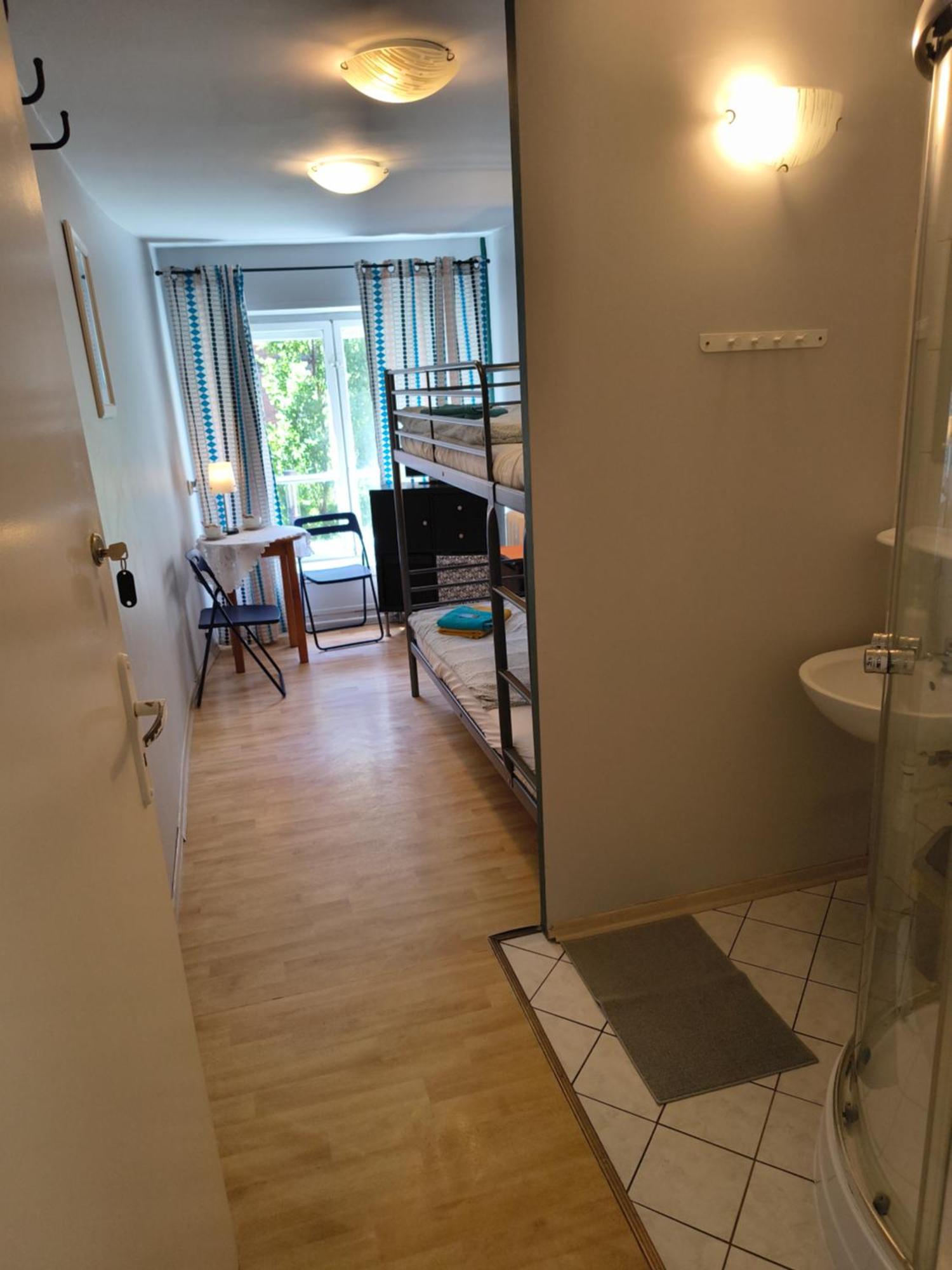 Double Room Shower