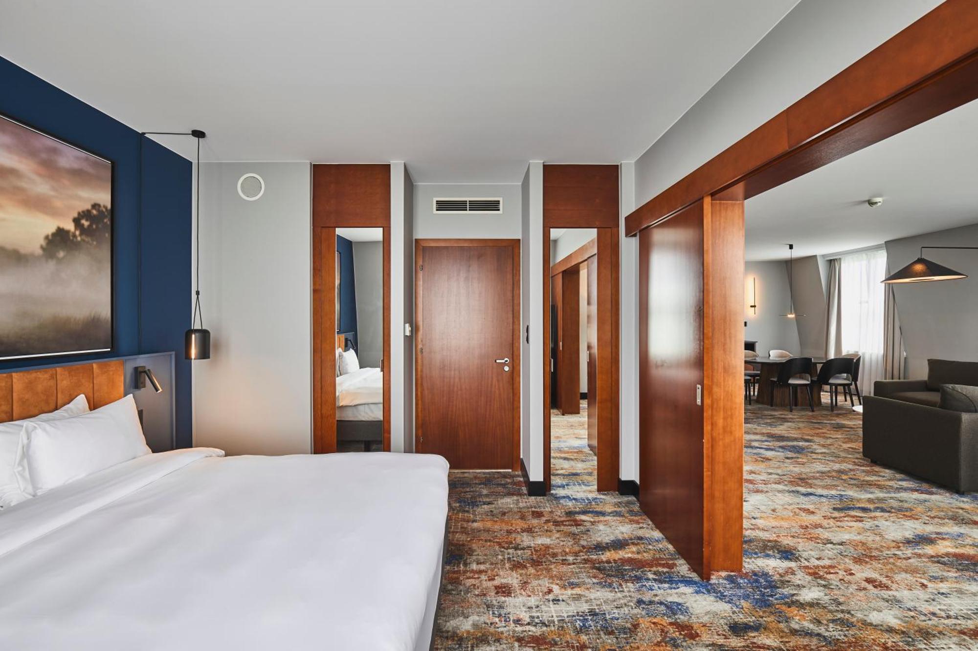 Executive Suite Park View