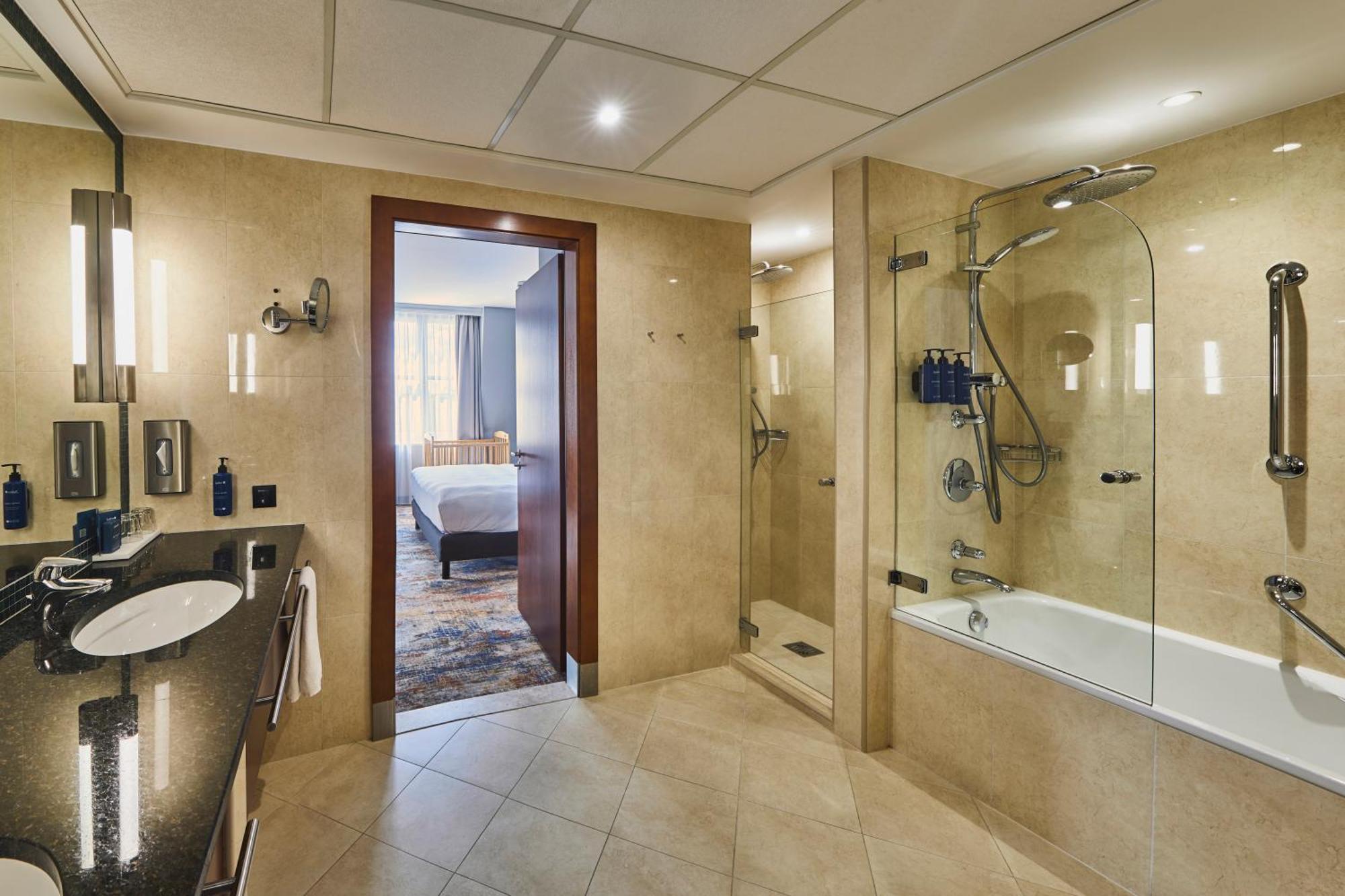 Executive Suite Park View