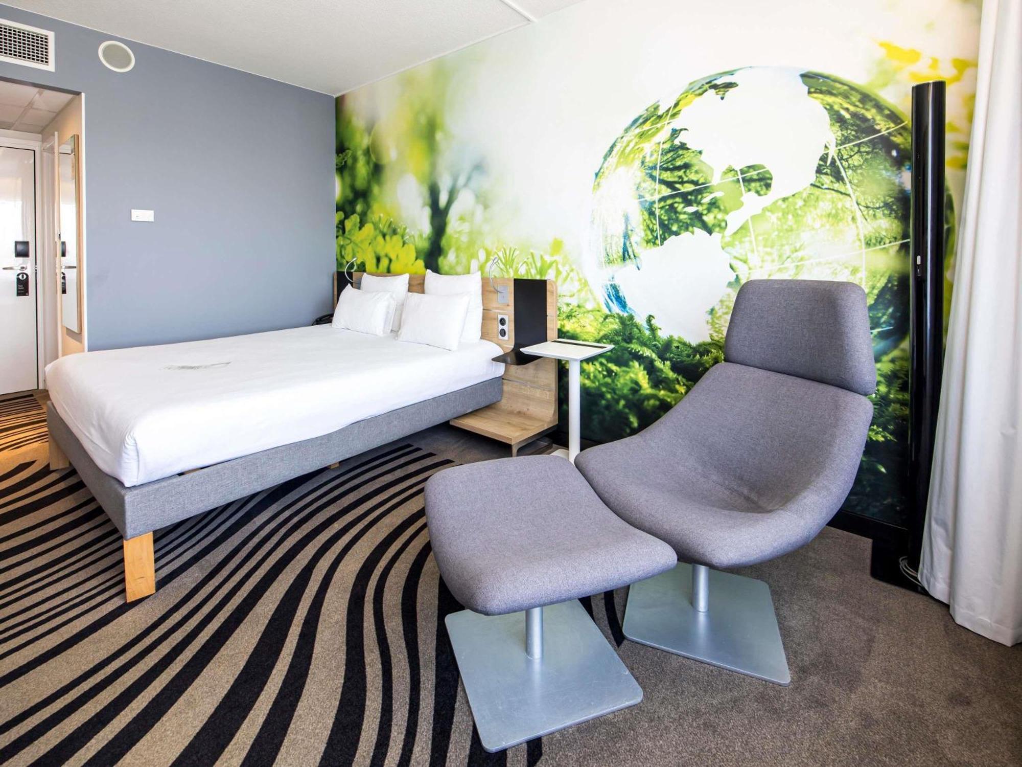 Executive Double Room Queen Bed