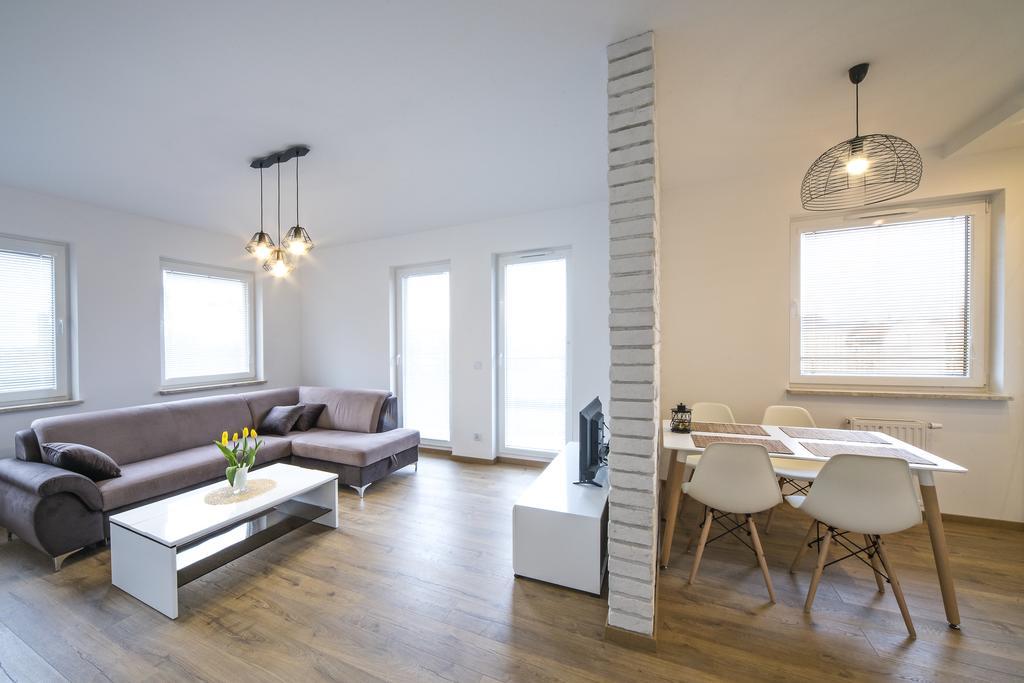 DM33 Apartament z 1 sypialnią i klimatyzacją ul Dmowskiego 1A&1B