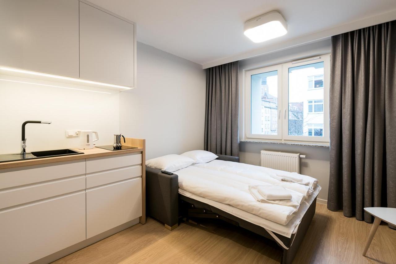 One-Bedroom Apartment,760376039:JPEG