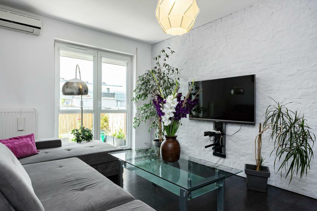 Apartment Split Level