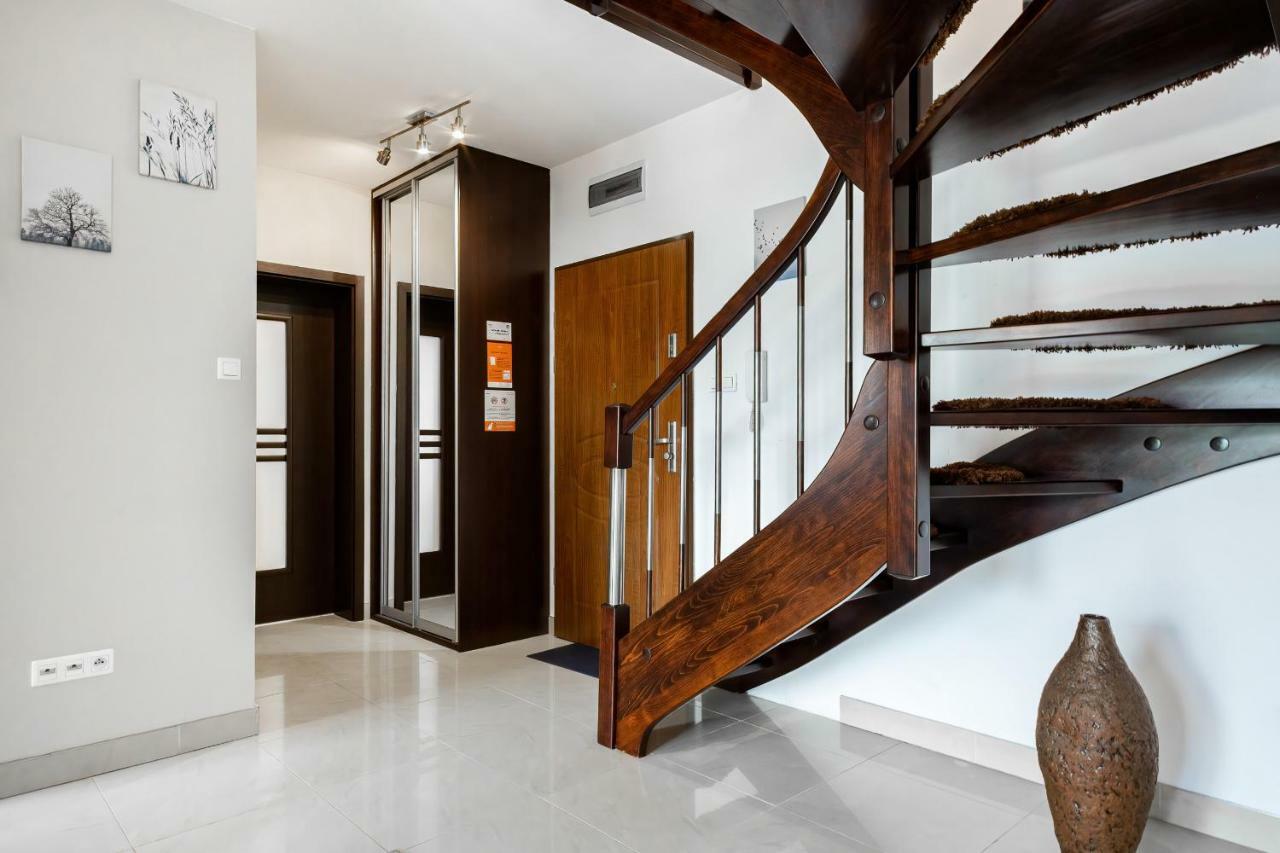 Apartment Split Level