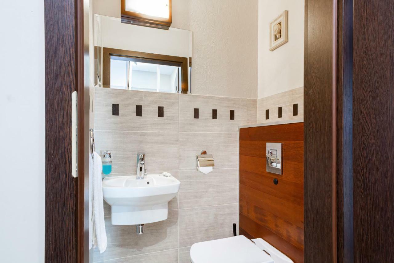Apartment Split Level