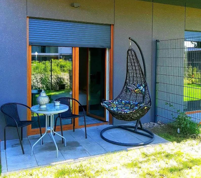 Na Grobli 20 Apartament z ogródkiem-1