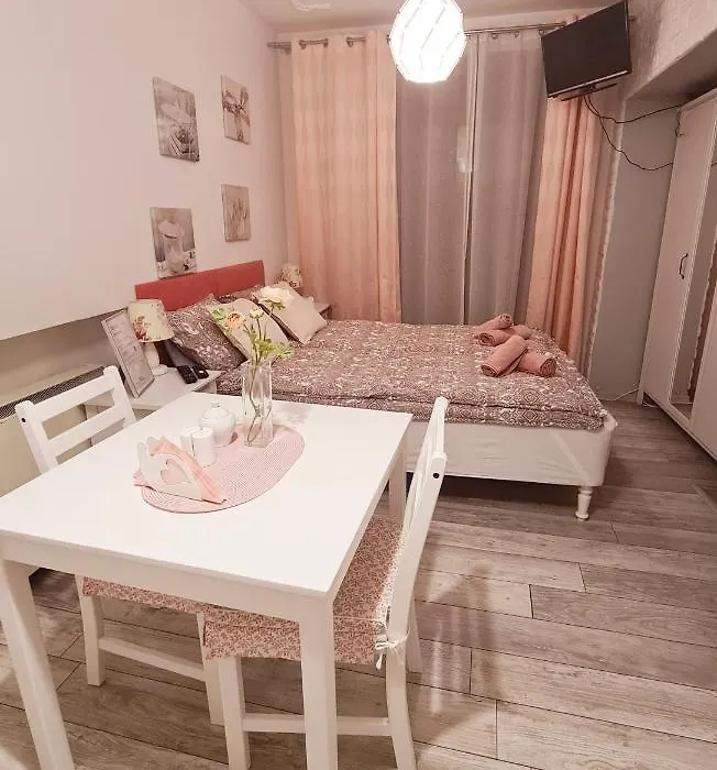 Best Studio-1