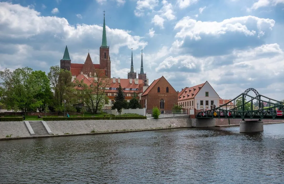 Apartament Księżycowy - Młyn Maria - Art Apartments-1