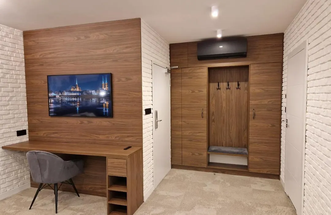 Brossa Apartments, 24H Self Check In, Klima, Aircond-1