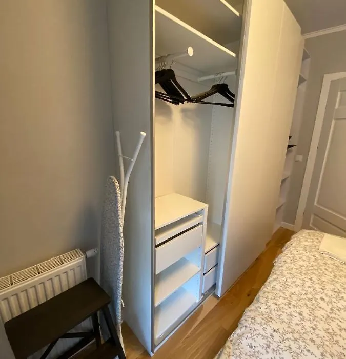 Komfortowy Apartament Z Parkingiem-1