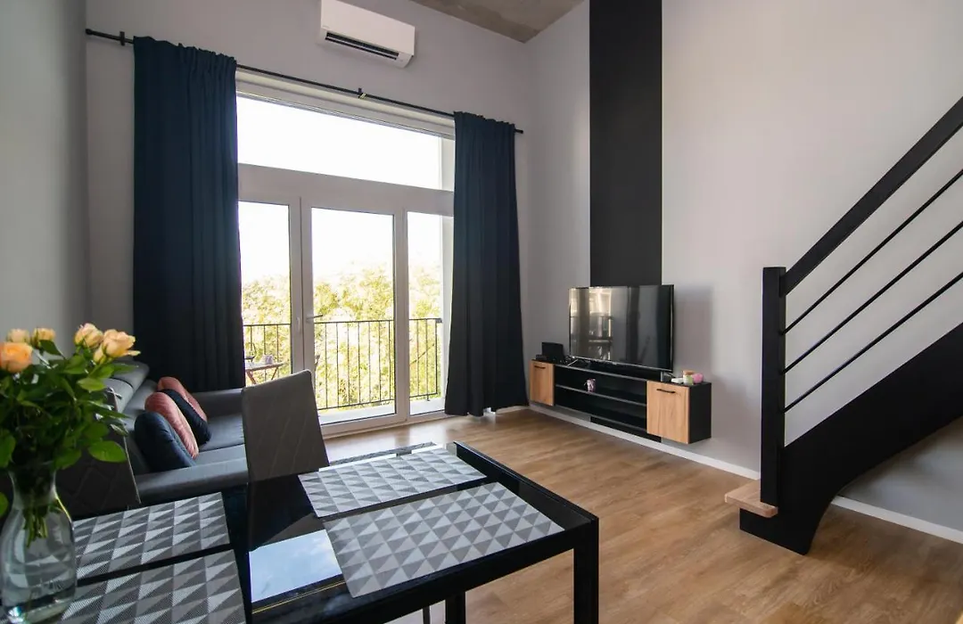 Studia Przy Lotnisku Od Wroclawapartament-Pl-1
