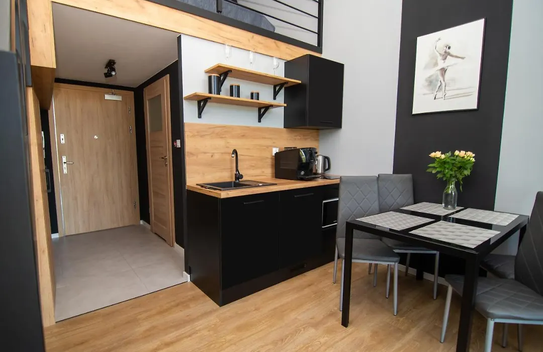 Studia Przy Lotnisku Od Wroclawapartament-Pl-1