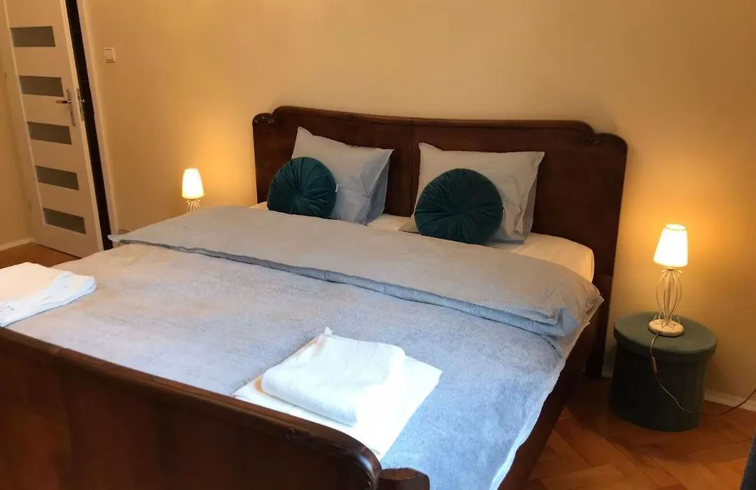 Stylowy apartament w centrum-1