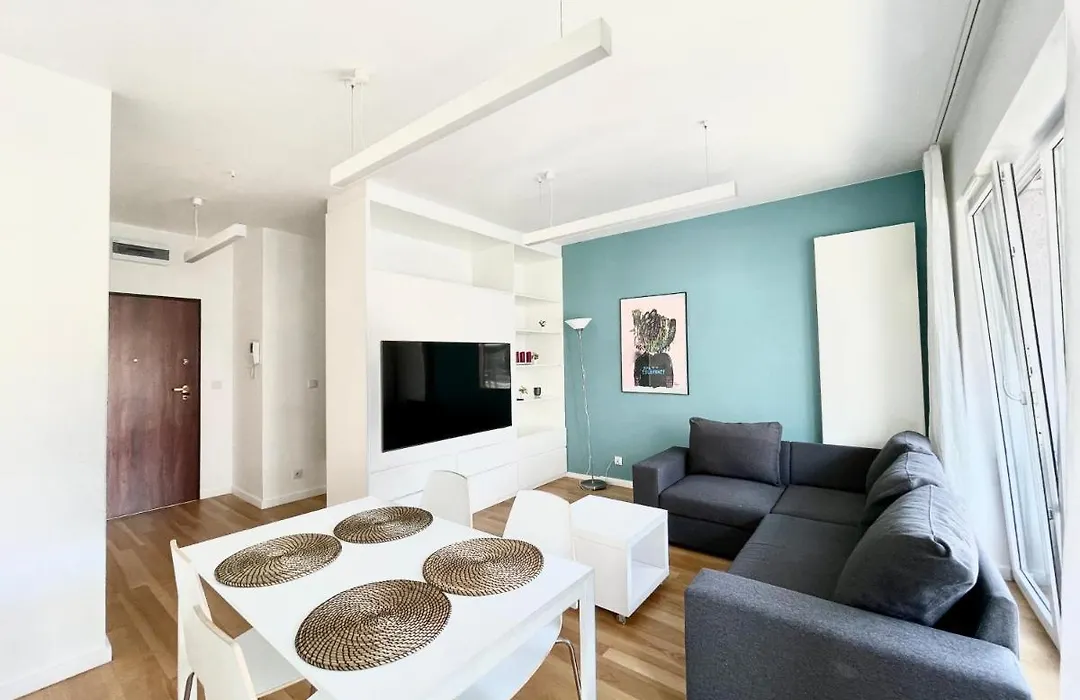 Elegant Apart-800M Main Square-Parking And Lift-1