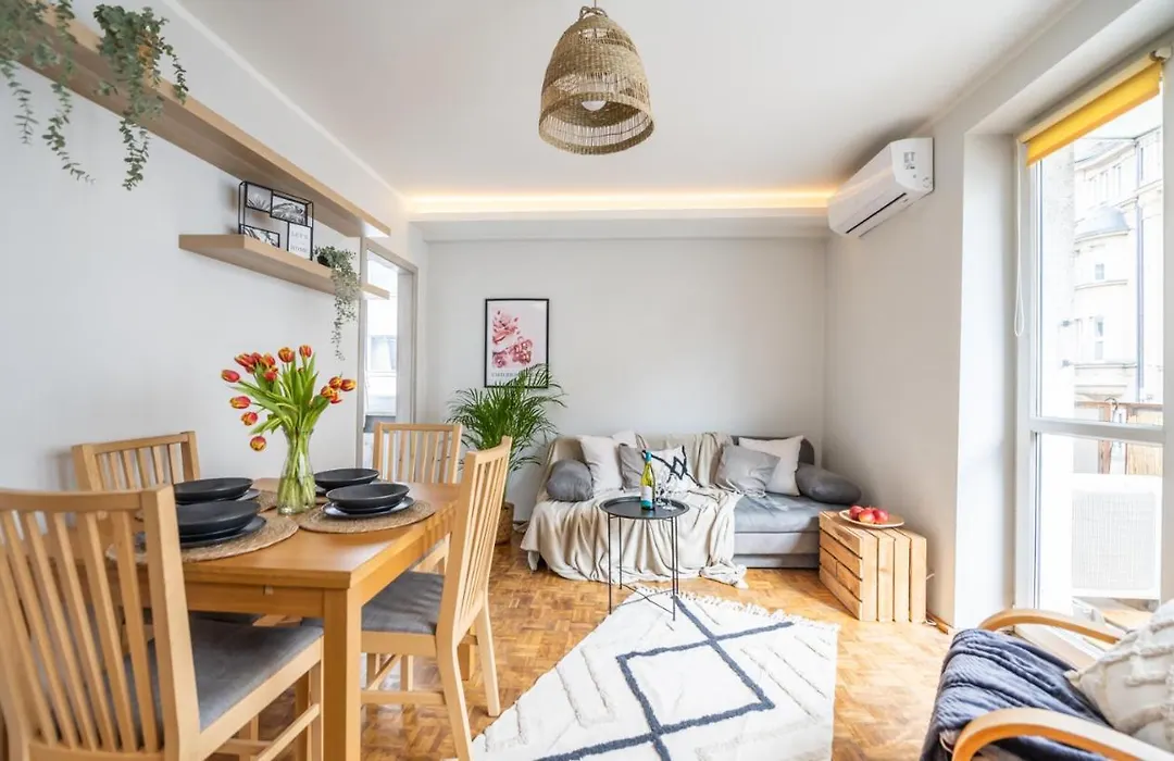 Niceone Apartment Number 1 - W Samym Centrum! Widok Na Deptak, Ac-1