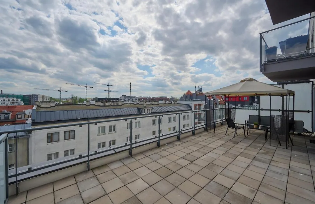 Stylish Kosciuszki Apartaments Near The Market Square With Free Garage Wroclaw By Noclegi Renters-1